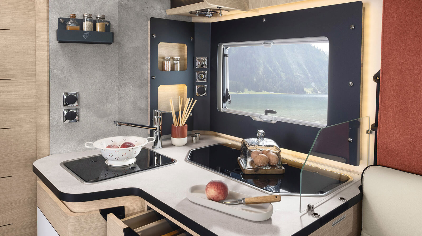 Interior photos RAPIDO Motorhome 686F