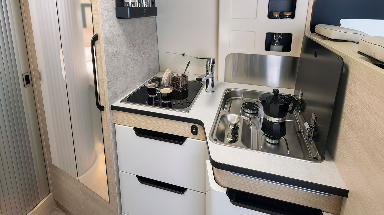 Interior photos RAPIDO Motorhome V62